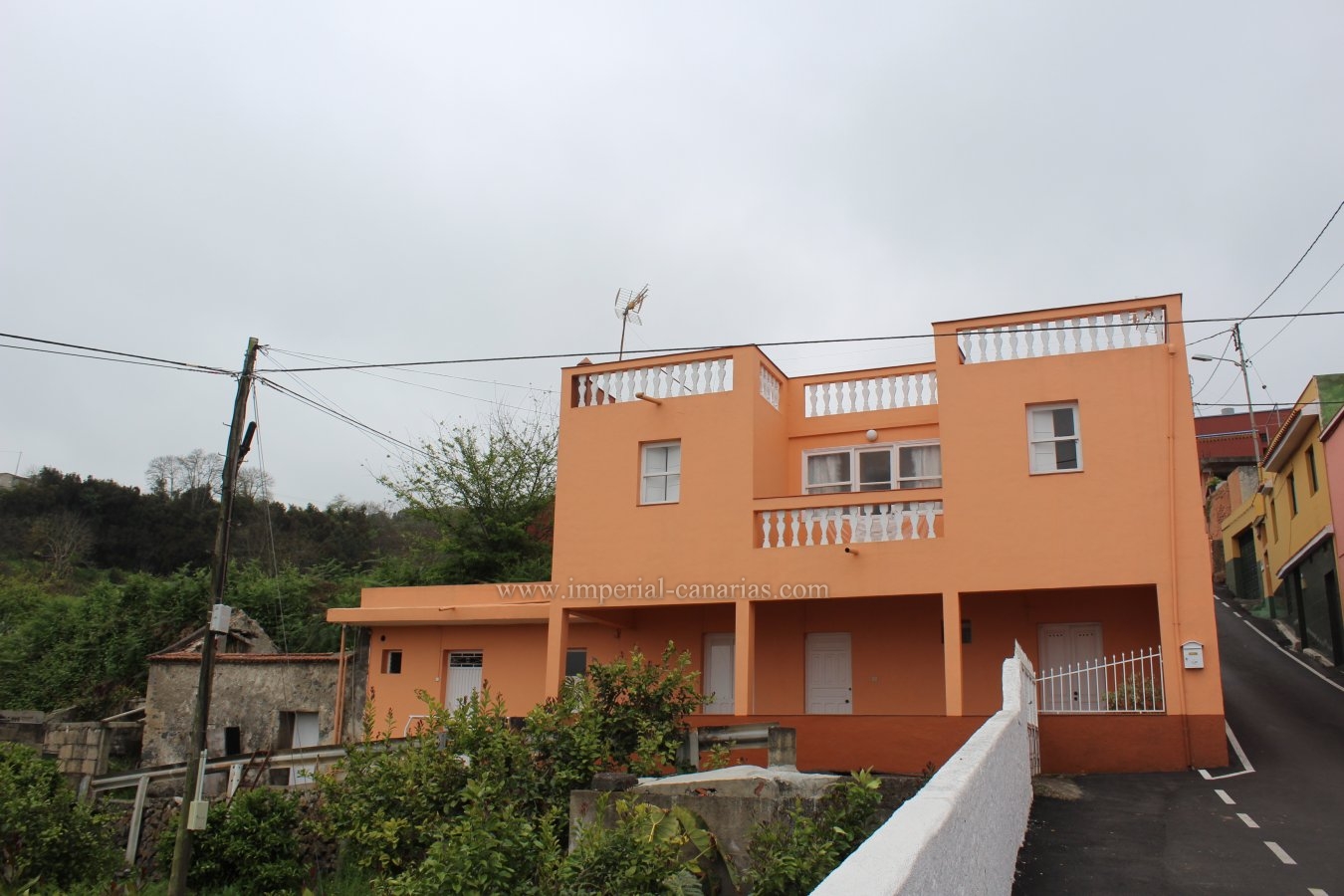  Casa terrera con su propia finca y bellas vistas en zona de Palo Blanco, Los Realejos. 