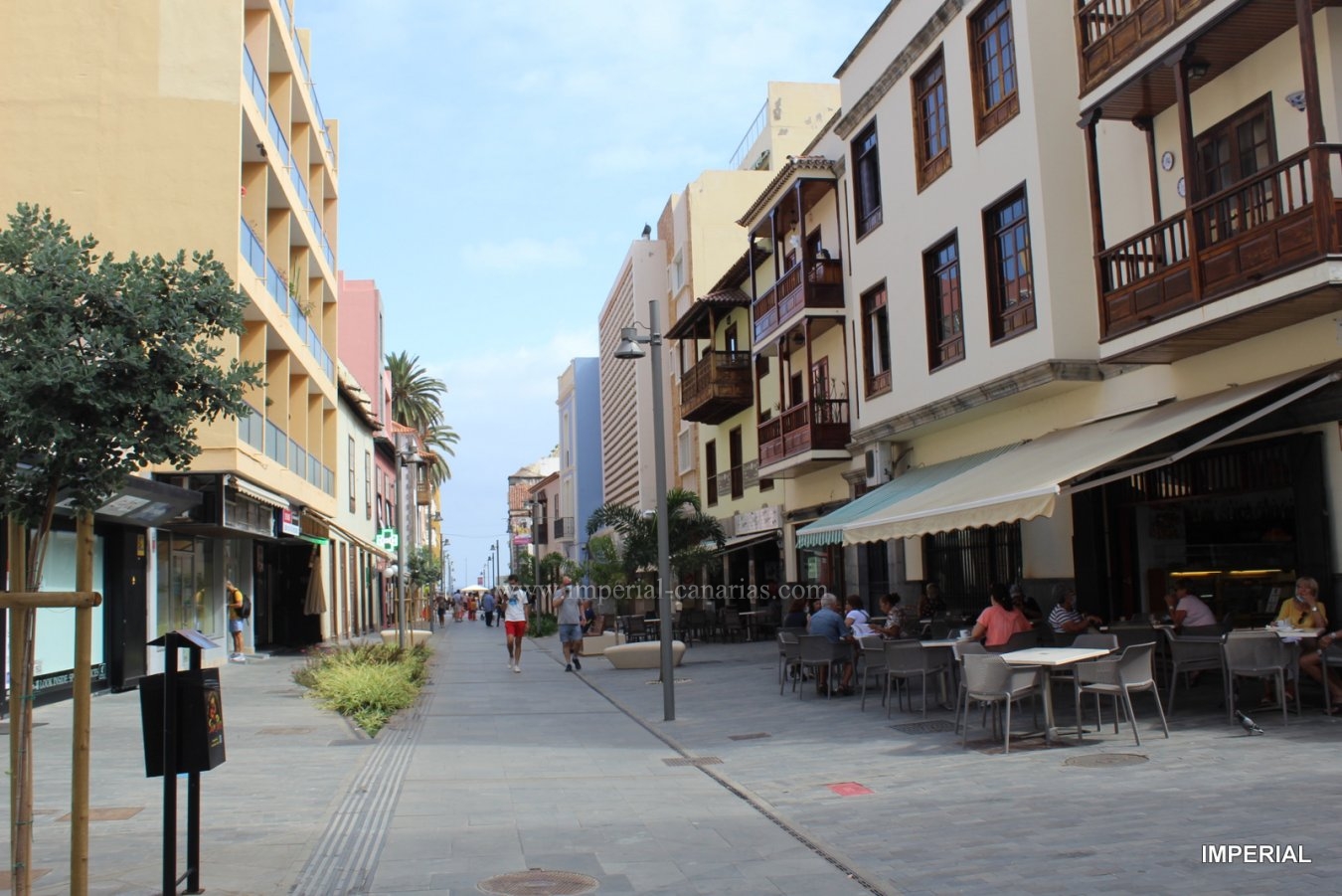  Zentral gelegene Mietwohnung  in Puerto de la Cruz, komplett möbliert und eingerichtet. 
