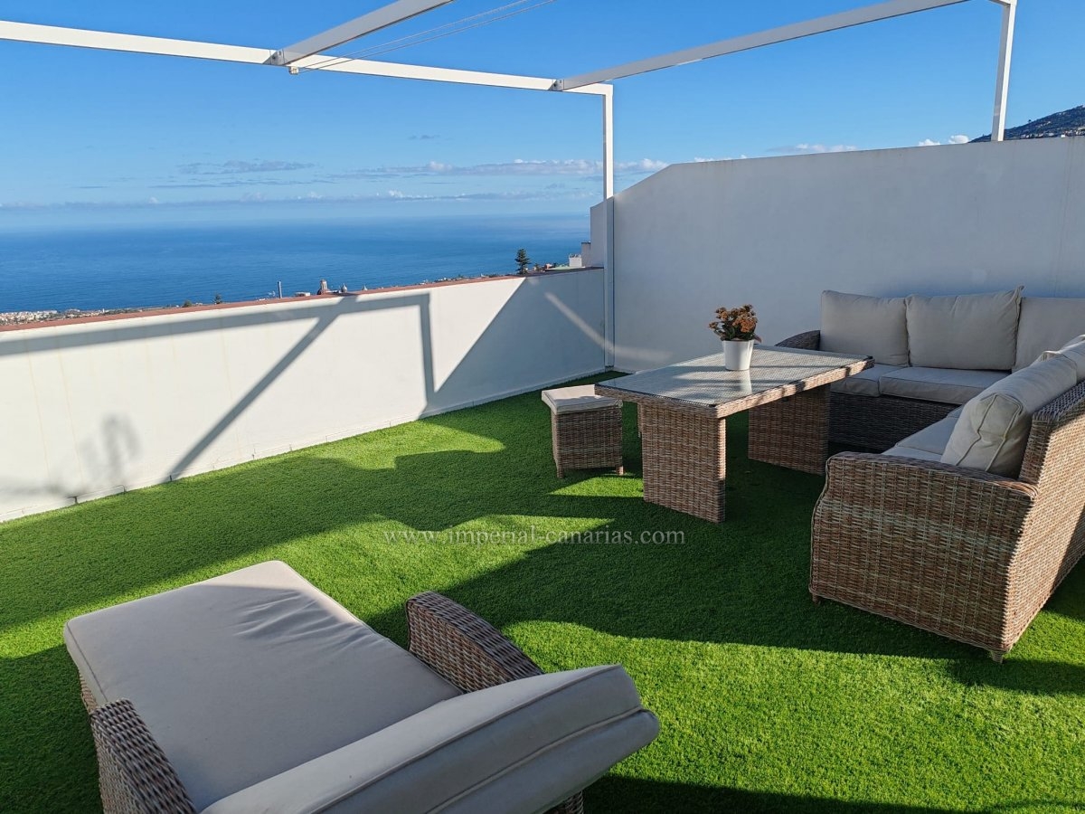  Casa en La Orotava con vistas impresionantes al Teide, al mar y a la ciudad 