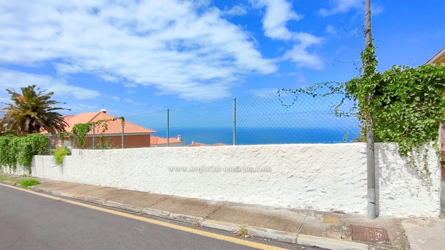  Parcela urbanizable con vistas en la zona del Sauzal, La Baranda. 