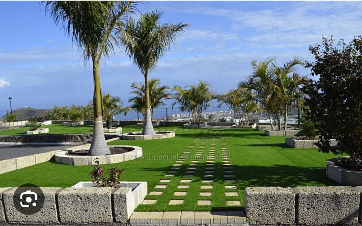  Charming ground floor apartment in a private estate in La Perdoma – available for long-term rent 