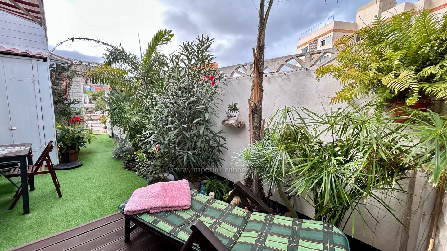  Encantador bungalow con pequeño jardín 