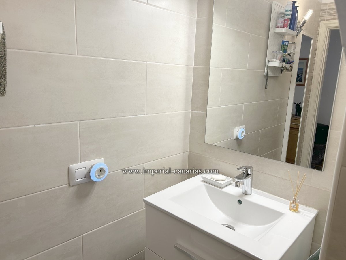  Ocasión, estupendo pareado en el Puerto de la Cruz, con piscina y parking 