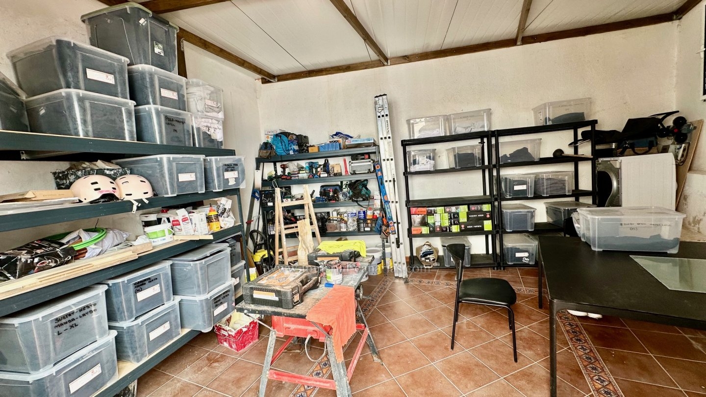  Perfect investment!Canariasn building downtown Puerto de la Cruz! 