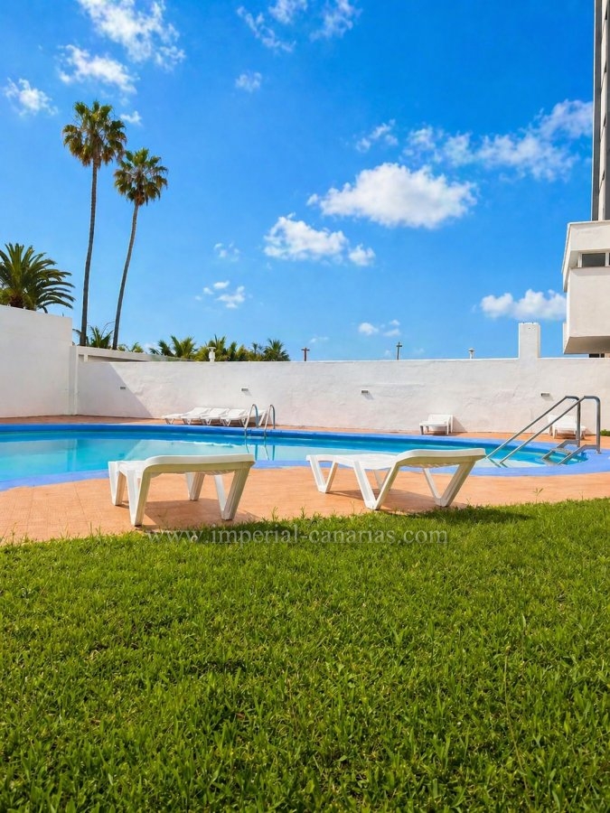  Charming and modern apartment for rent next to the beach 