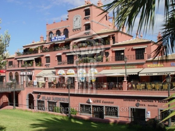  Local comercial en una de las mejores zonas del Puerto de la Cruz, cerca del famoso Jardin Botanico. 